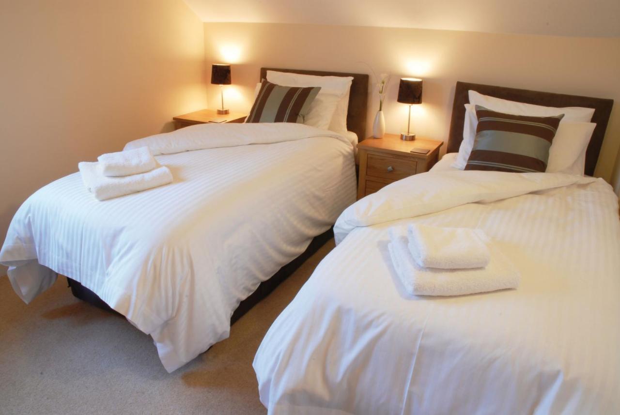Kingfisher Hot Tub & Log Burner House On Premium Lakeside With Resort Facilities St Columb Major エクステリア 写真